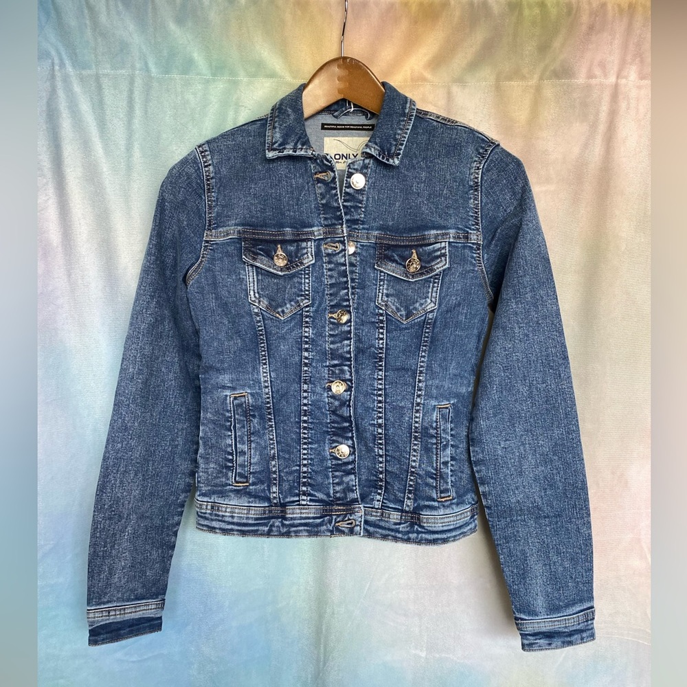 ONLY NWT Blue Cotton Denim Fitted Jacket w/ 4 Pockets and Silver Tone Hardware